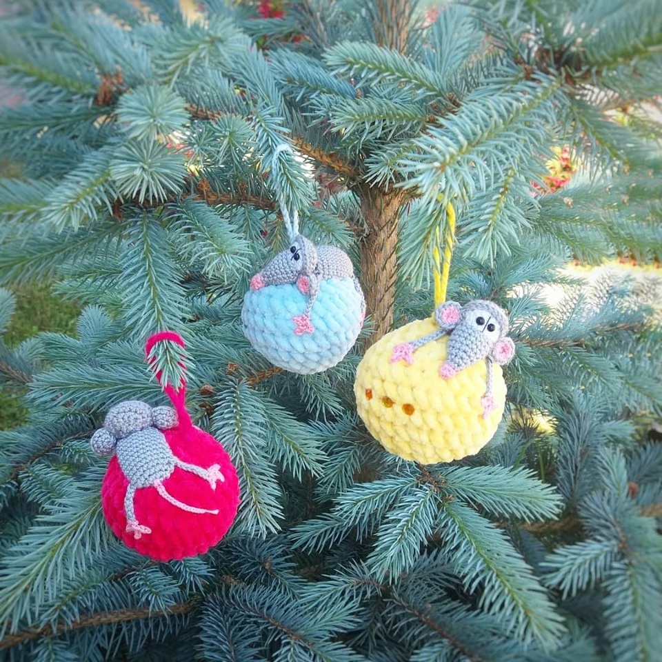 Новогодние шары из плюша от Людмилы Кузовлевой будут продавать на ярмарке «ART-ель»