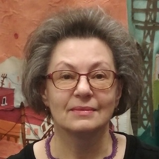 На ярмарке «ART-ель» мастер Людмила Аксёнова будет принимать заказы на кружевные украшения