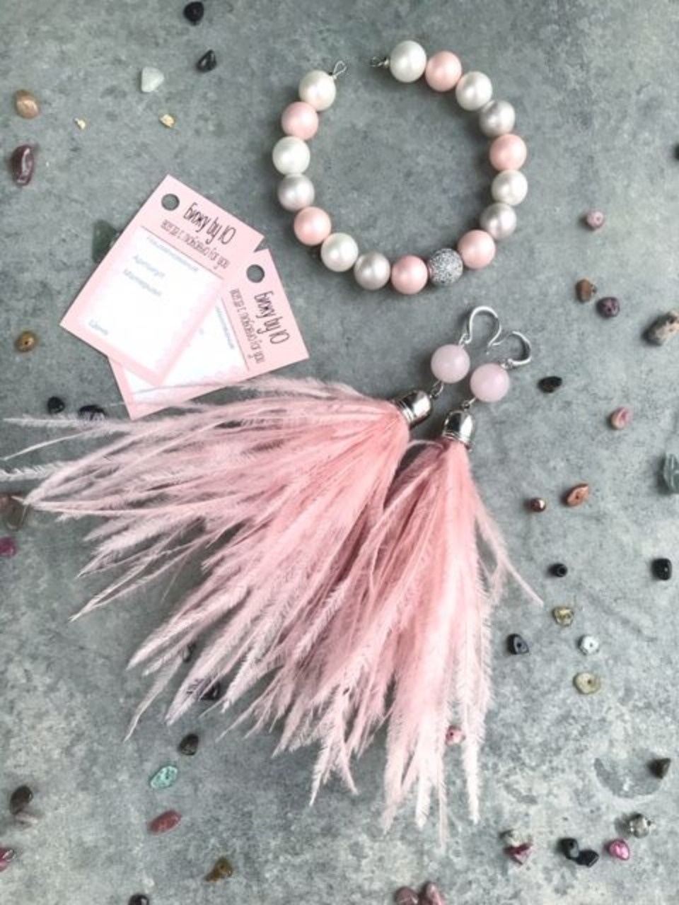 Серьги из дерева приготовила для новогодней «ART-ели» мастер Юлия Полушкина