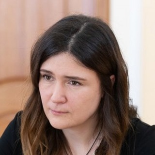 Время цветного пластика в Пскове закончилось