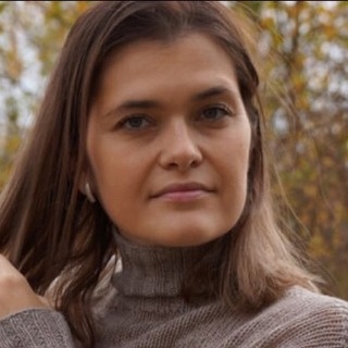 Чулки из бобинной пряжи мериноса выставит на ярмарке «ART-ель» мастер Оксана Белова