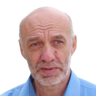 В Пскову текли фекалии из ливнёвки