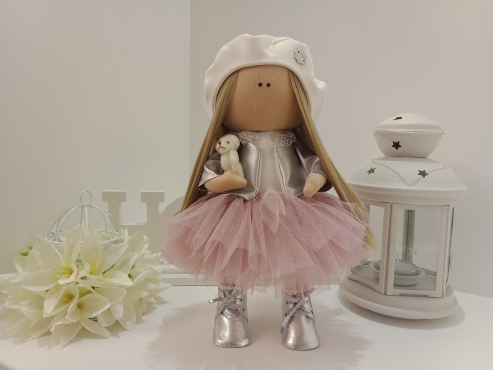 Интерьерные куклы от мастера Елены Ткаченко ждут посетителей ярмарки «ART-ель»