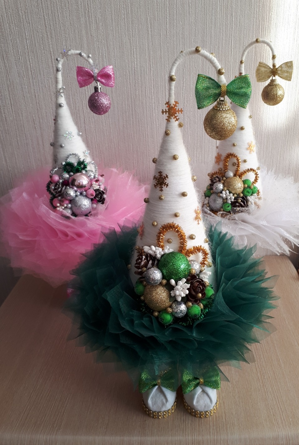 Для новогодней ярмарки «ART-ель» мастер Ольга Дастик изготовила ёлки в стиле артишок Для новогодней ярмарки «ART-ель» мастер Ольга Дастик изготовила ёлки в стиле артишок