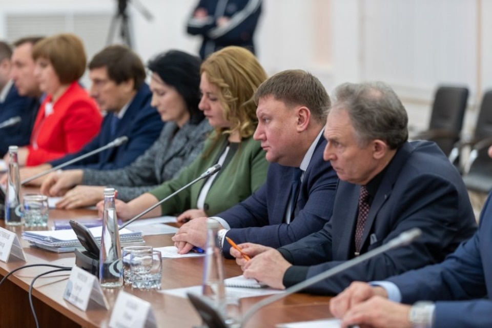 В Псковской области будут оценивать глав районов по их эффективной работе