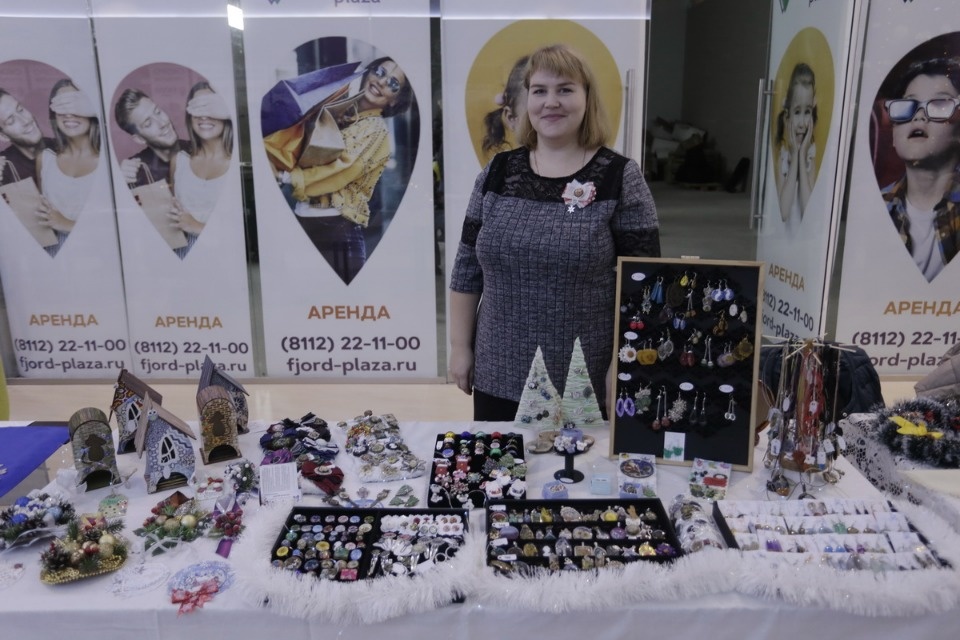 Все мастера ярмарки «ART-ель» во «Fjord Plaza» Все мастера ярмарки «ART-ель» во «Fjord Plaza»