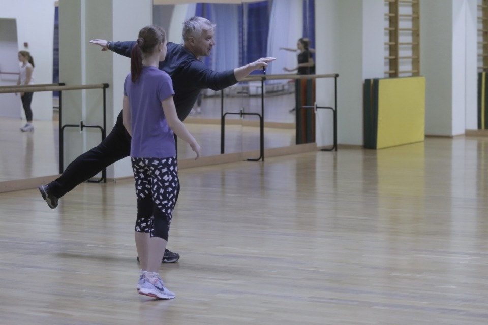 Чемпион СССР, Европы и мира Сергей Шахрай неделю тренировал псковских фигуристов