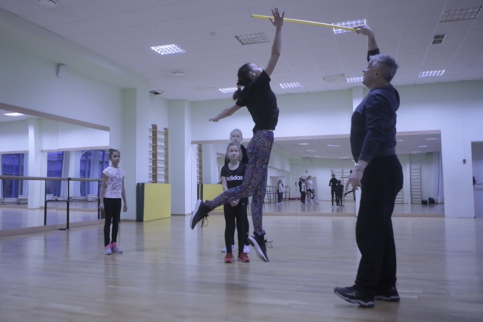 Чемпион СССР, Европы и мира Сергей Шахрай неделю тренировал псковских фигуристов