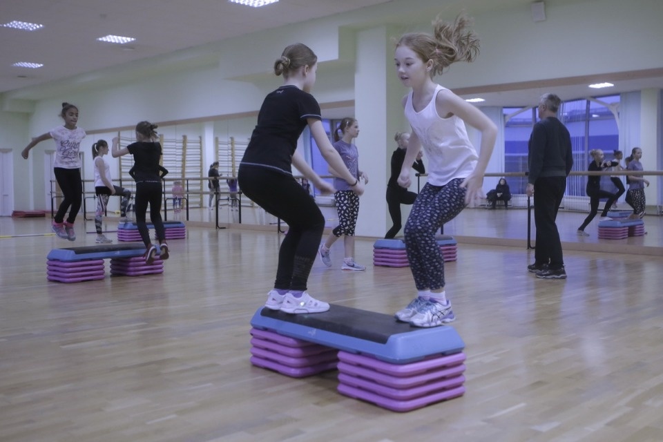 Чемпион СССР, Европы и мира Сергей Шахрай неделю тренировал псковских фигуристов