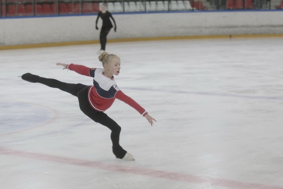 Чемпион СССР, Европы и мира Сергей Шахрай неделю тренировал псковских фигуристов
