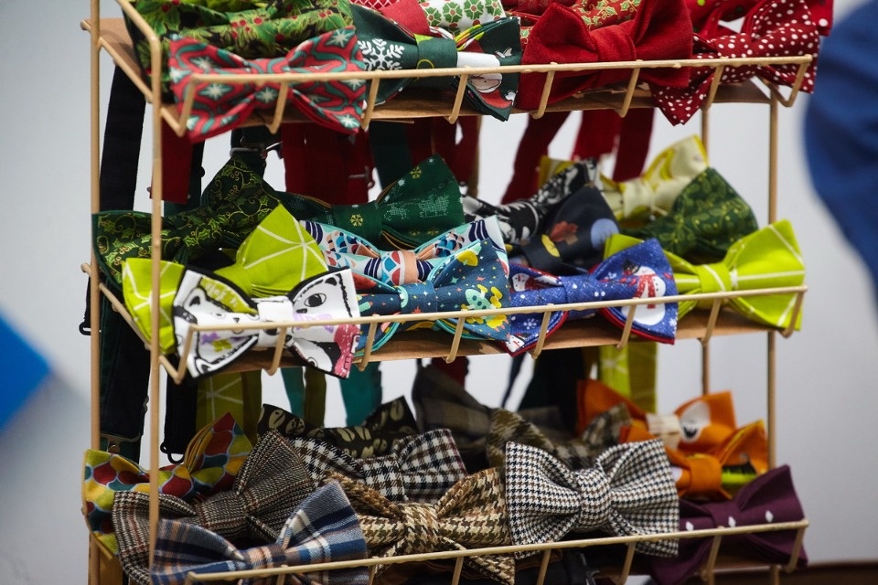 Первый день работы ярмарки «ART-ель» в «Простории» 