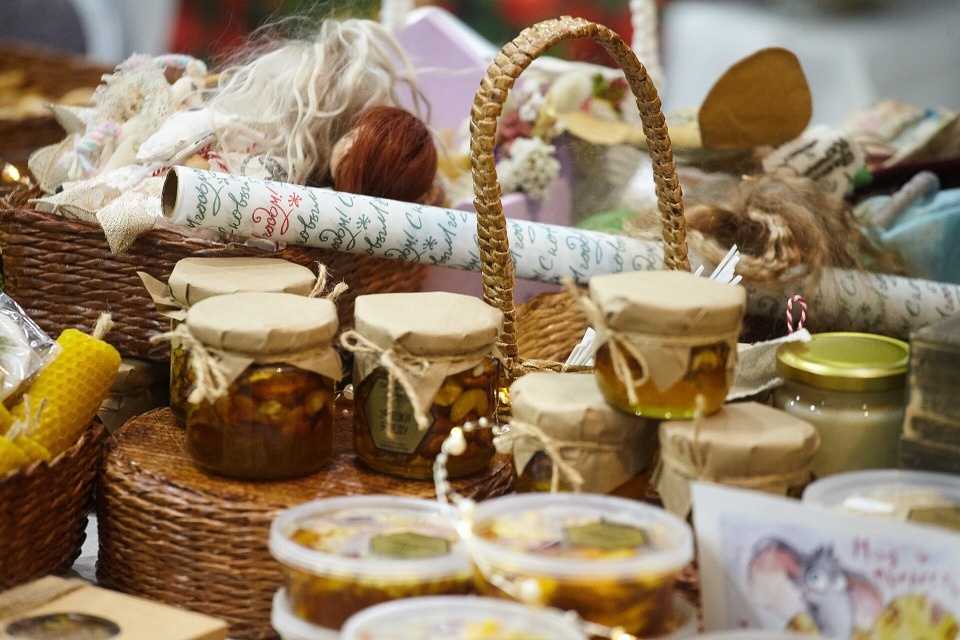 Наколдовали