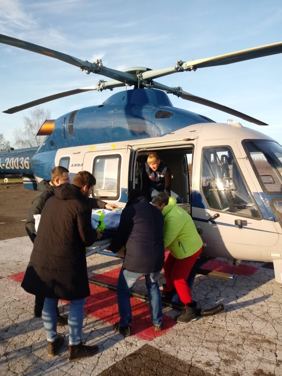 За новогодние праздники в Псковской области четыре пациента были эвакуированы на вертолете санавиации