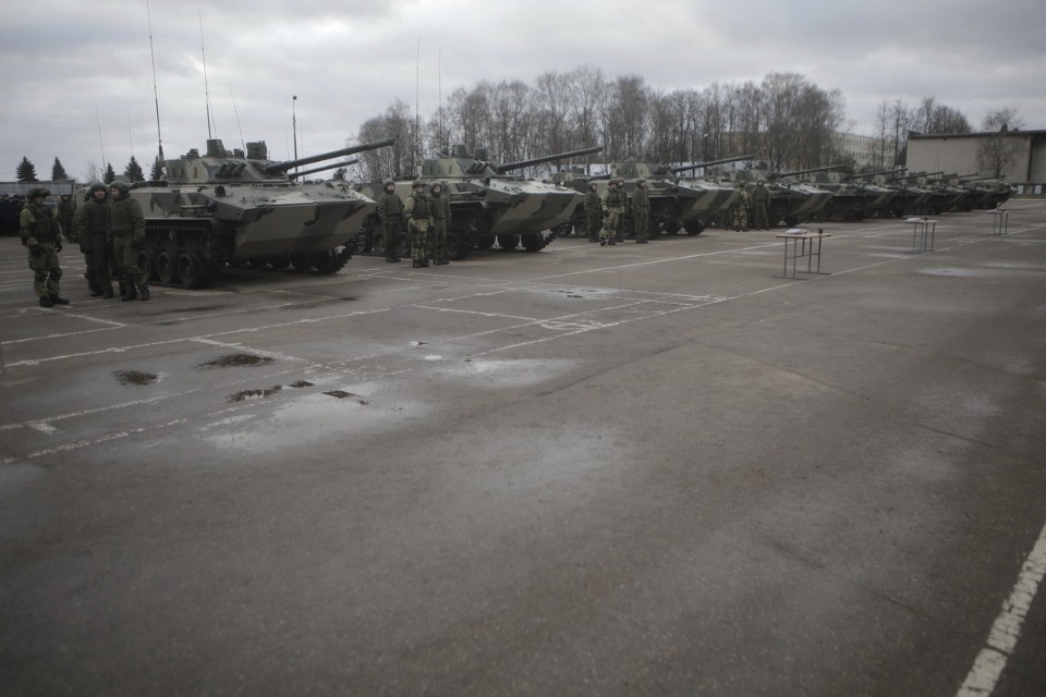 Псковские десантники получили новую боевую технику