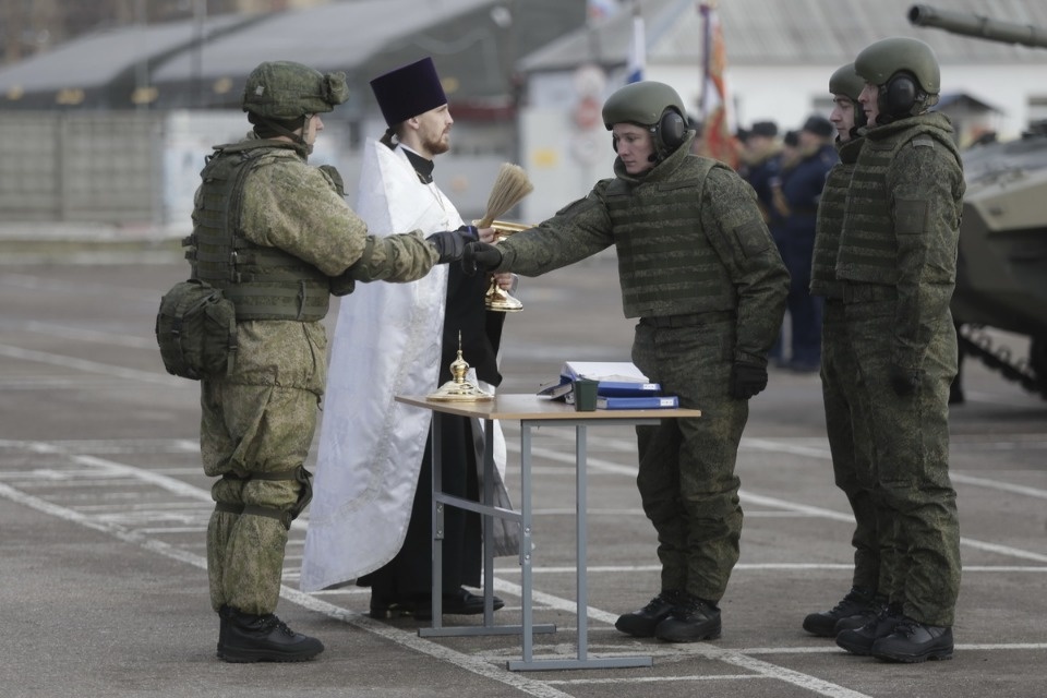 Псковские десантники получили новую боевую технику