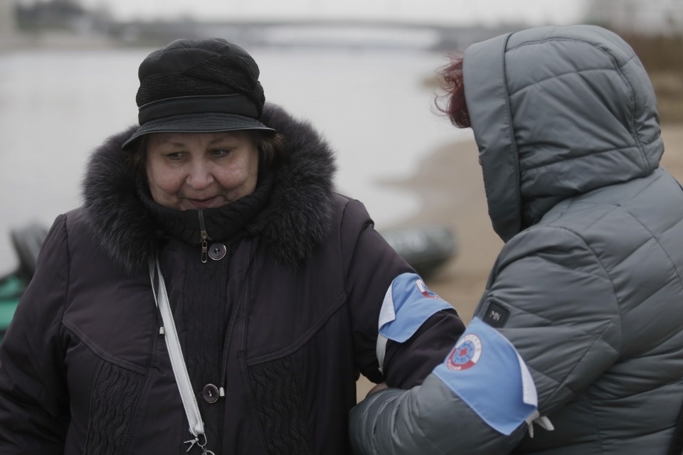 Крещенское купание в Пскове в 2020 году прошло без снега и льда