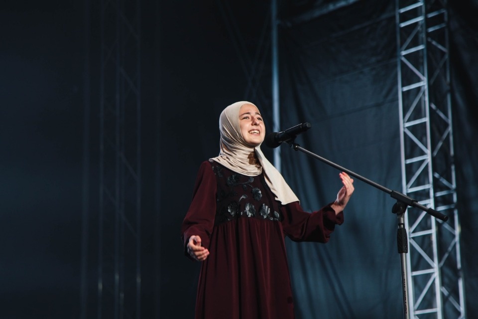 До 1 февраля псковичи могут заявиться на участие в международном конкурсе чтецов «Живая классика»