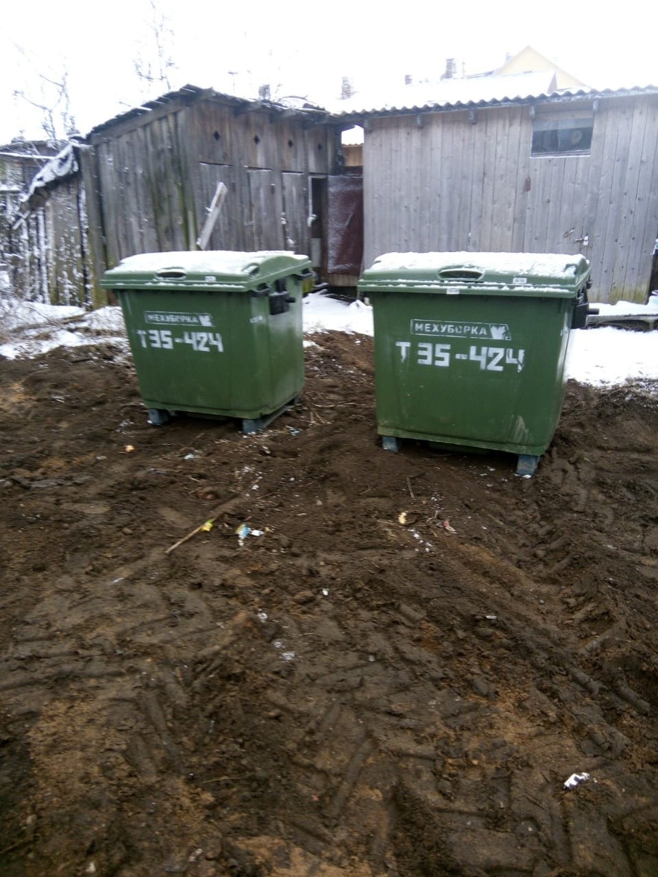 В Себеже «Экопром» ликвидировал санитарные ямы и установил мусорные контейнеры