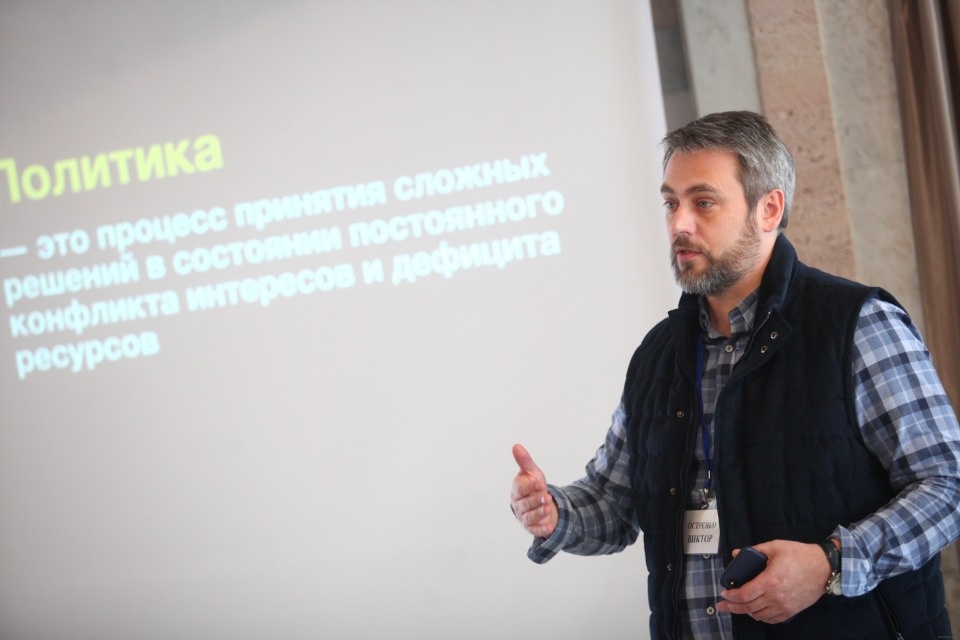 Члены Молодежного парламента собрались на первый совместный семинар