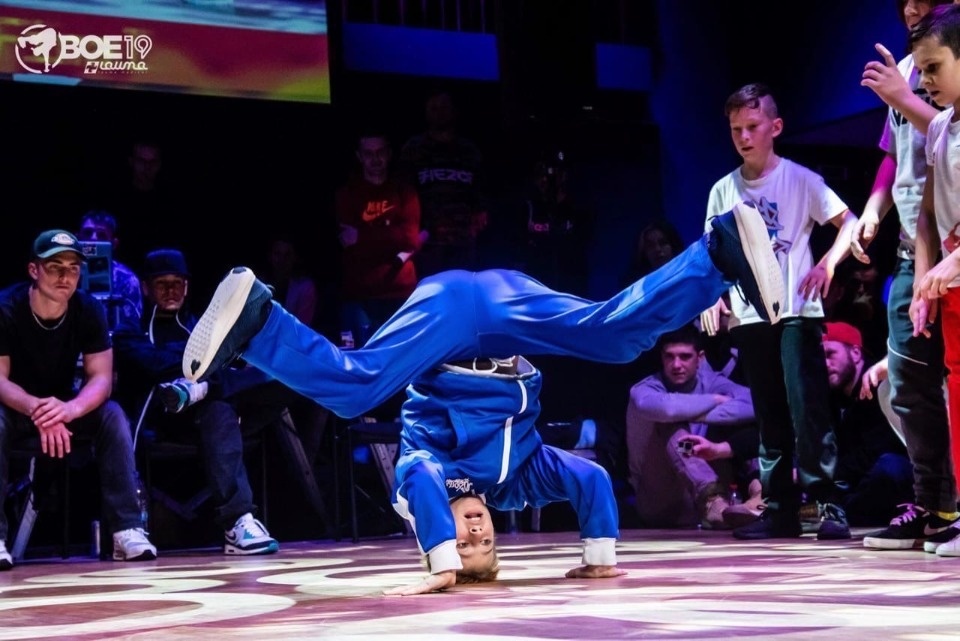 С ног на голову