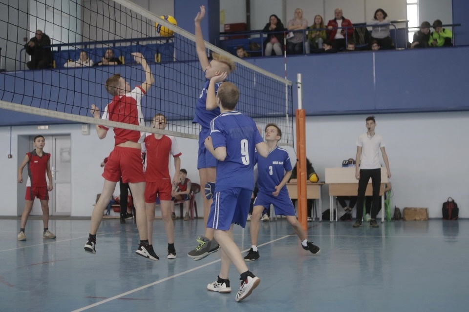 Волейбольный турнир в Пскове среди юных спортсменов