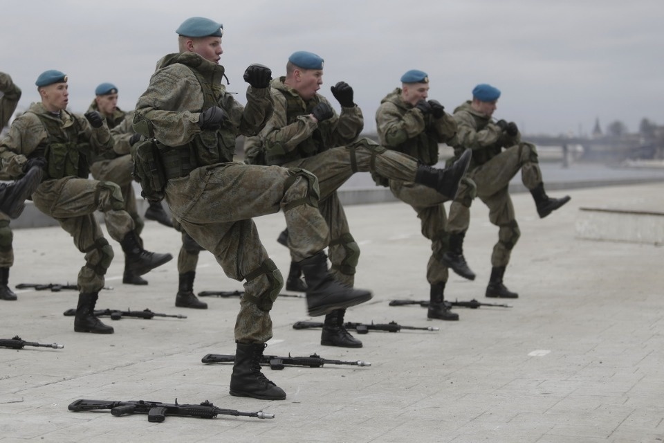 Псков празднует День защитника Отечества 