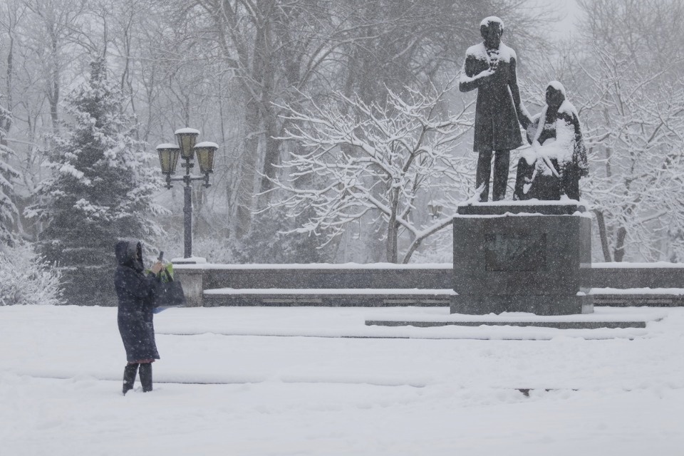 В Пскове неожиданно началась зима