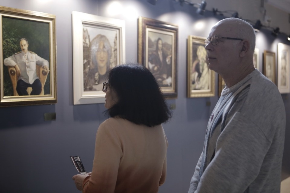 Персональная выставка Никаса Сафронова «Ожившие полотна»