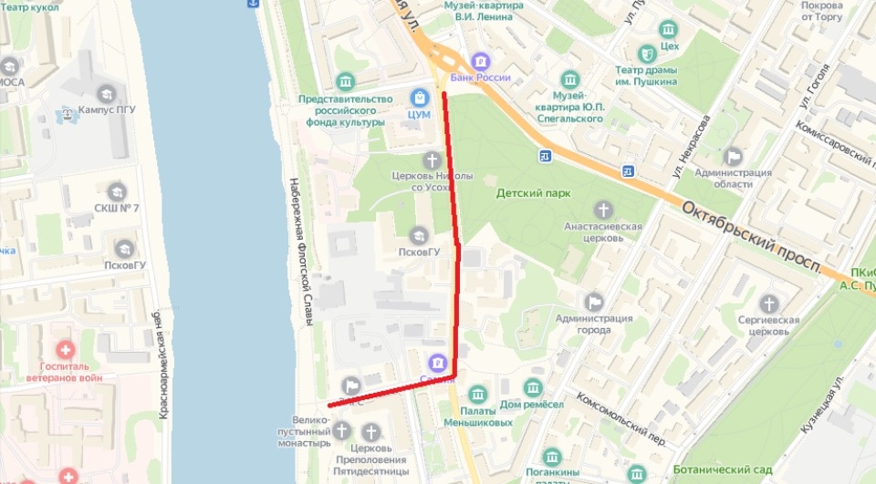 Центр Пскова перекрыт для автомобилистов из-за Масленицы