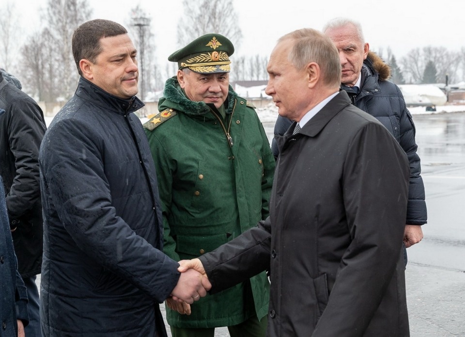 В Пскове с участием президента Путина почтили память бойцов шестой роты