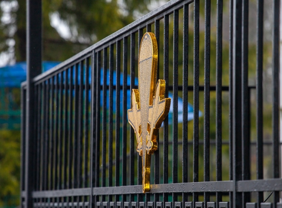 В Пскове с участием президента Путина почтили память бойцов шестой роты