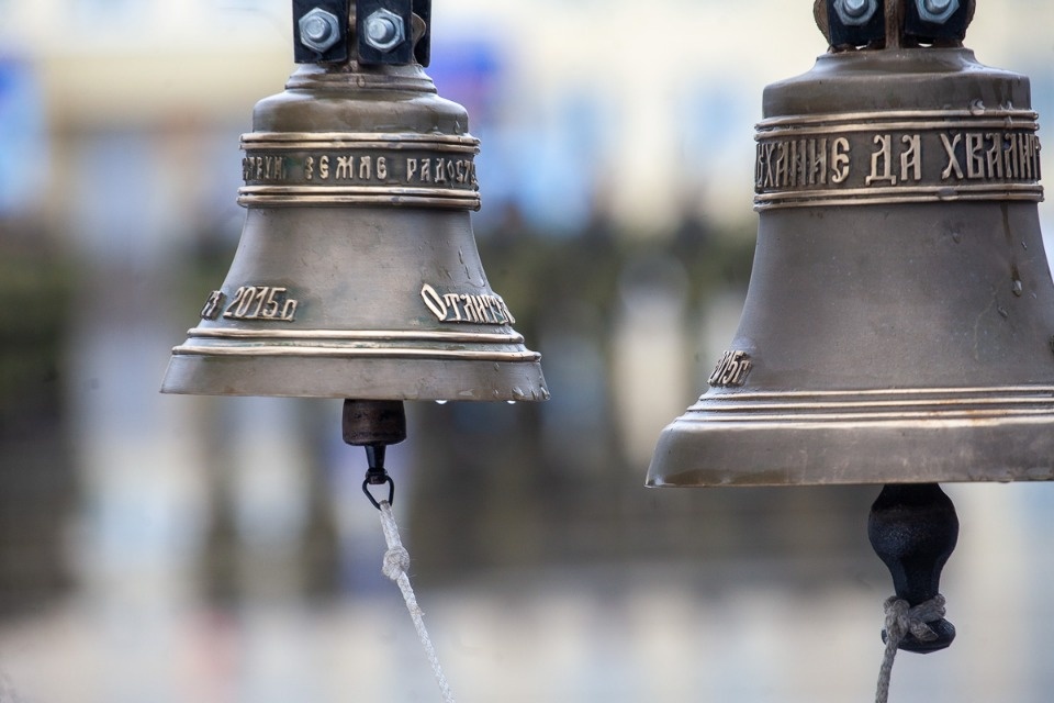 В Пскове с участием президента Путина почтили память бойцов шестой роты