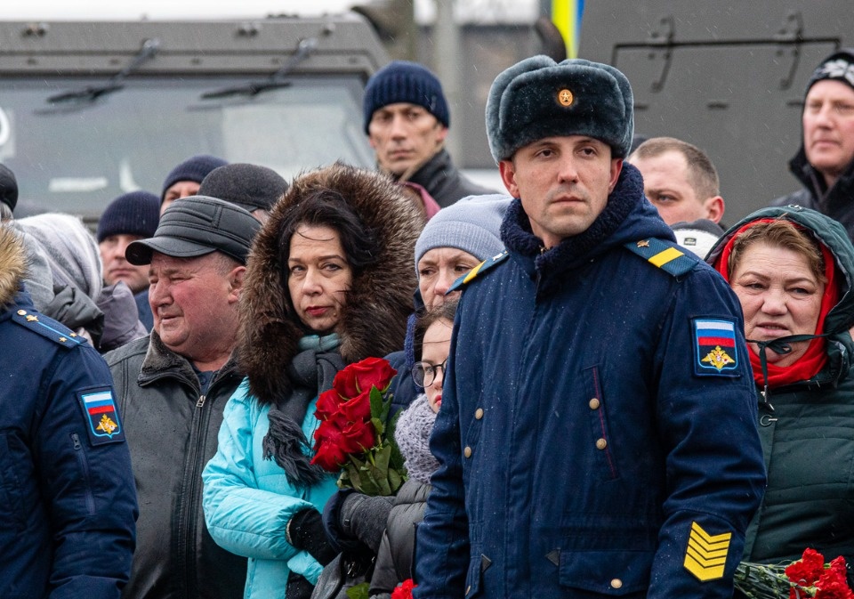 В Пскове с участием президента Путина почтили память бойцов шестой роты