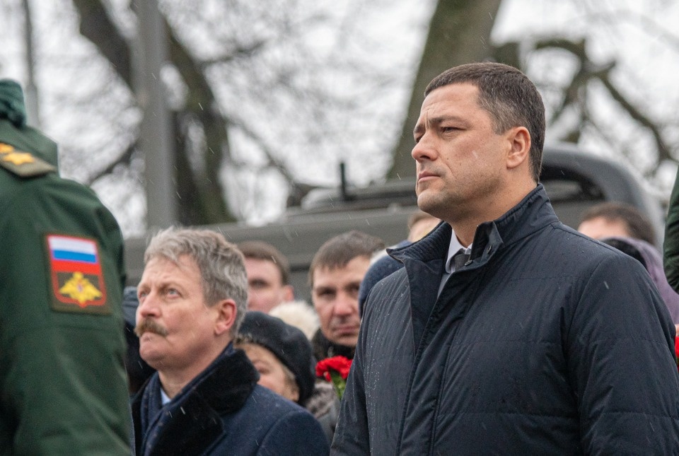 В Пскове с участием президента Путина почтили память бойцов шестой роты