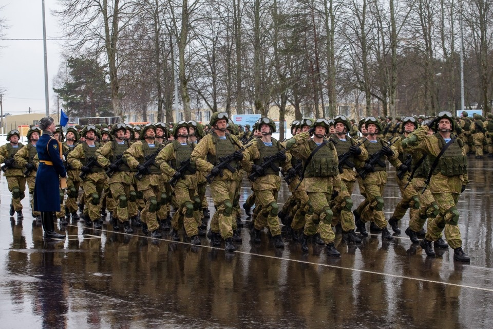 В Пскове с участием президента Путина почтили память бойцов шестой роты