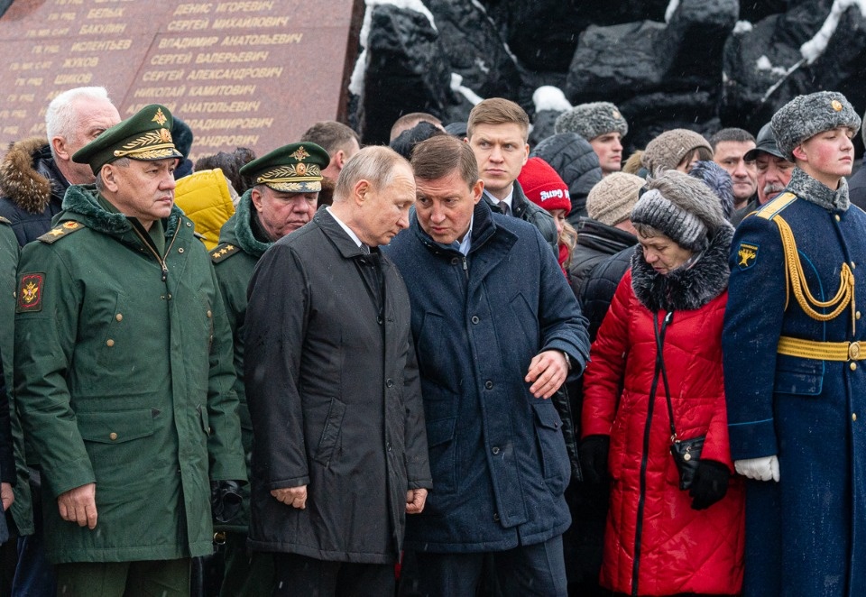 В Пскове с участием президента Путина почтили память бойцов шестой роты