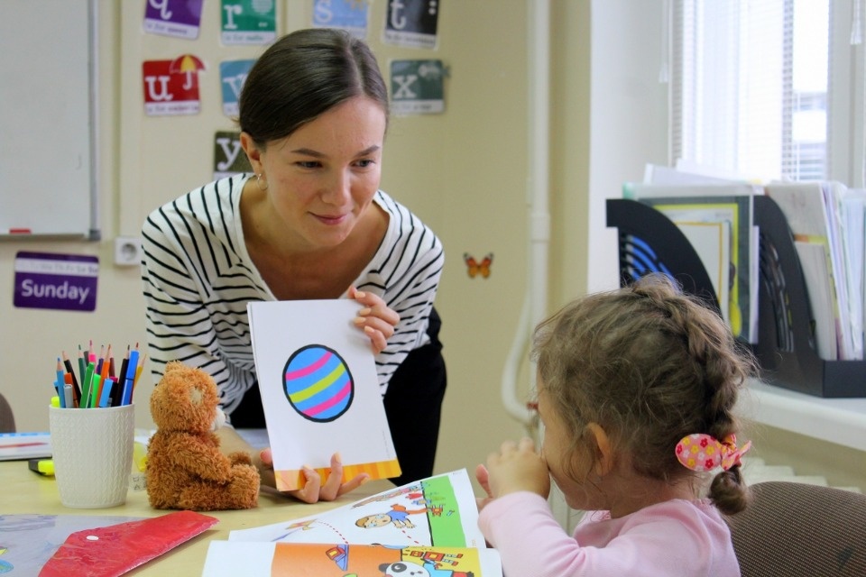 Выпускница иняза открыла в Пскове центр обучения иностранным языкам