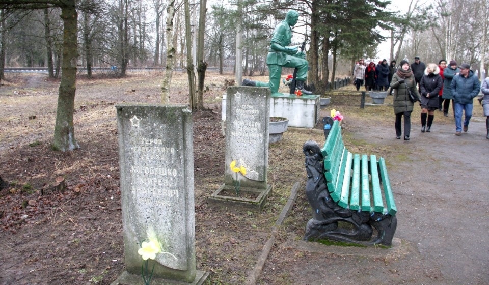 На братской могиле в Кунье поставят восемь стел Героям Советского Союза