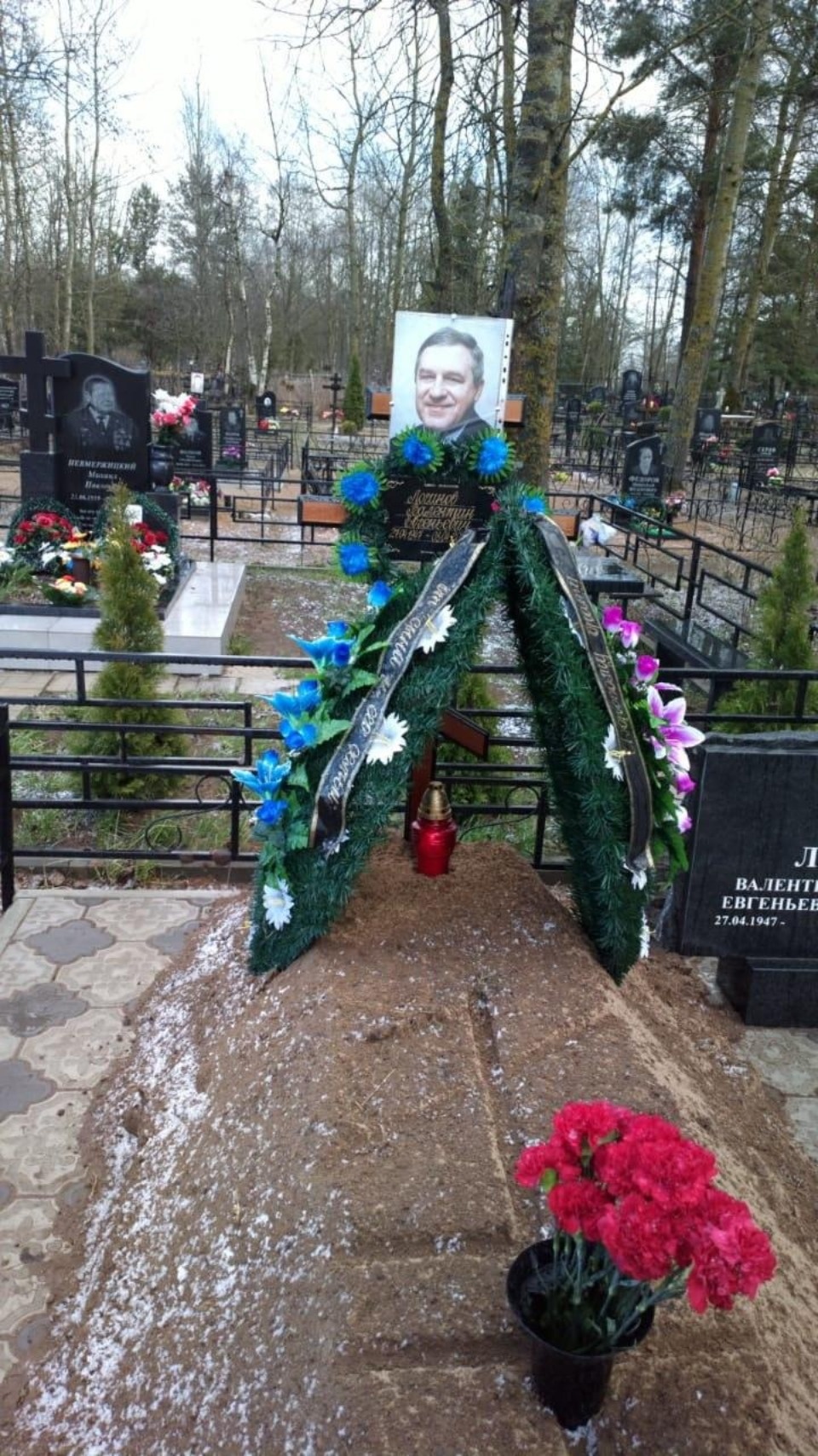 Ушёл из жизни бывший декан истфака Псковского пединститута Валентин Логинов