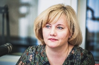 Огурец упал, сыр вырос