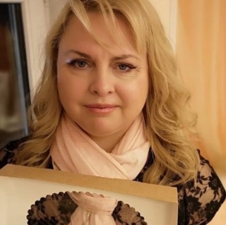 Огурец упал, сыр вырос