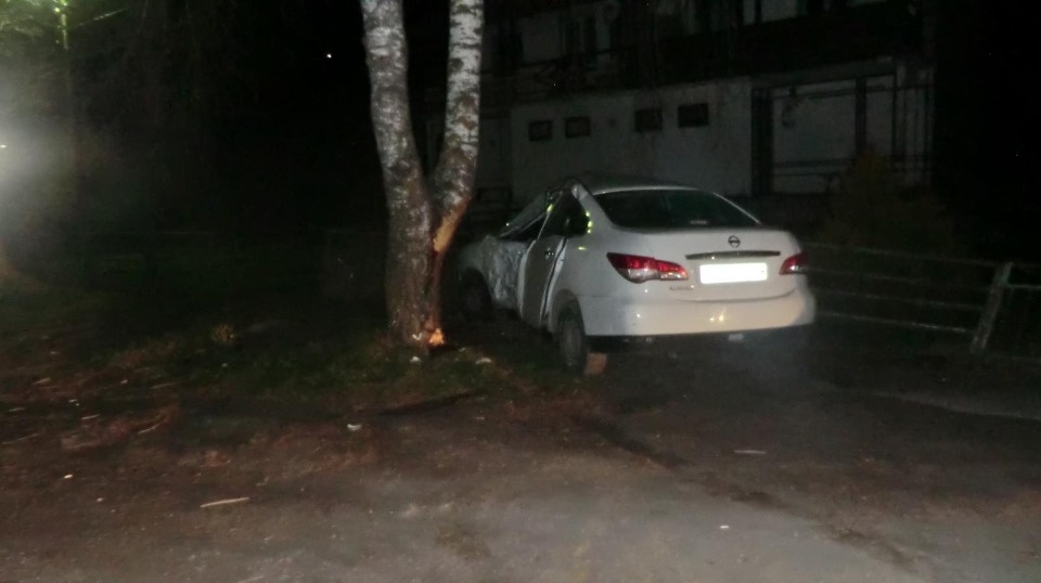  Перелом плеча получил водитель съехавшего в кювет на дороге Псков – Муровицы автомобиля  