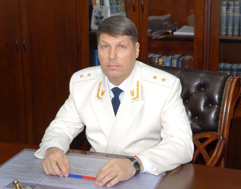  Сергей Белов уходит с должности прокурора Псковской области