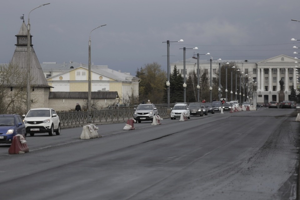 Люди работают