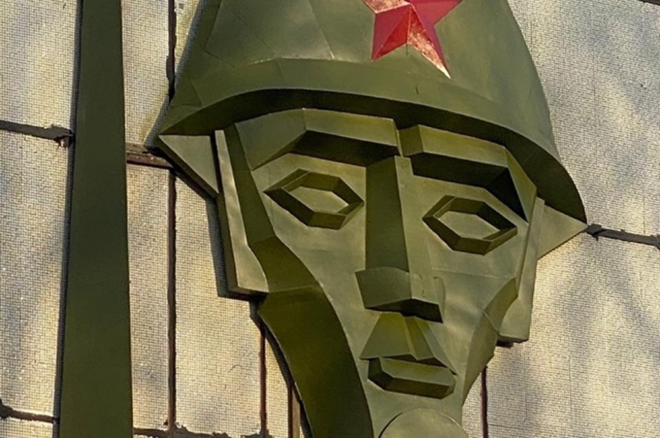 Денис Иванов о реставрации мемориала: Хотел сделать своими руками