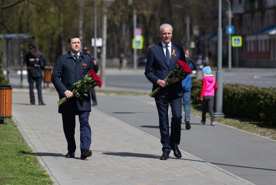 Память бойцов, павших в годы Великой Отечественной войны, почтили Михаил Ведерников и Александр Котов