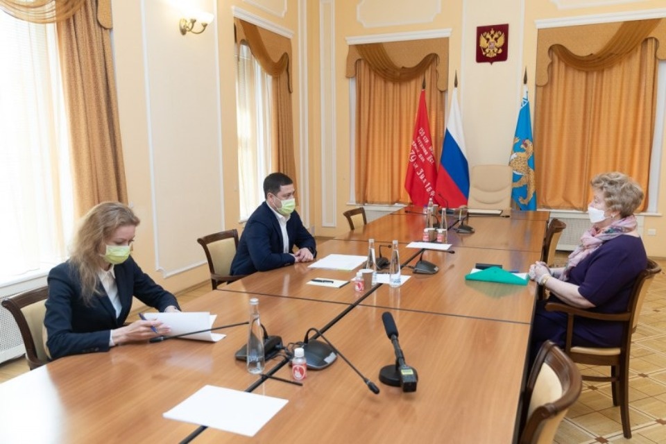 Включить лёгкую промышленность в список пострадавших от коронавируса предложил псковский губернатор