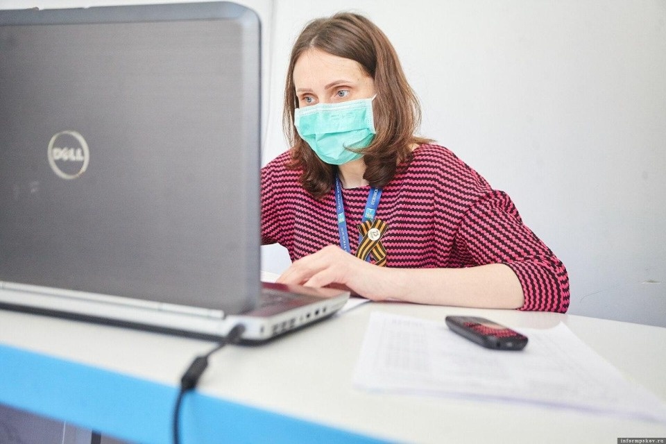 О совмещении онлайн и офлайн-форматов задумались организаторы форума НКО Псковской области