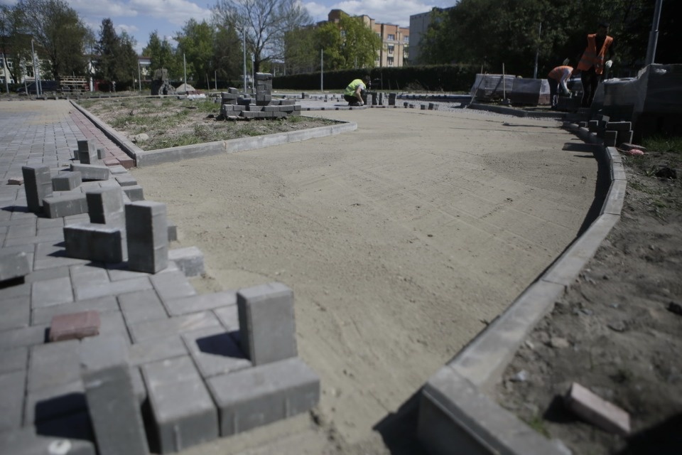 Заграница нам поможет! Заграница нам поможет!