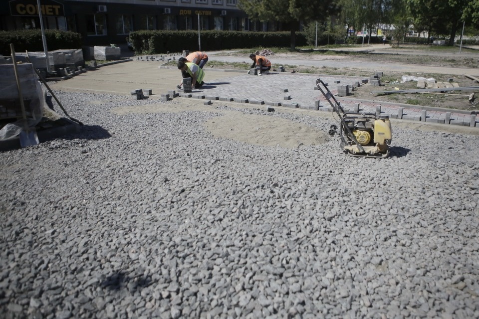 Заграница нам поможет! Заграница нам поможет!